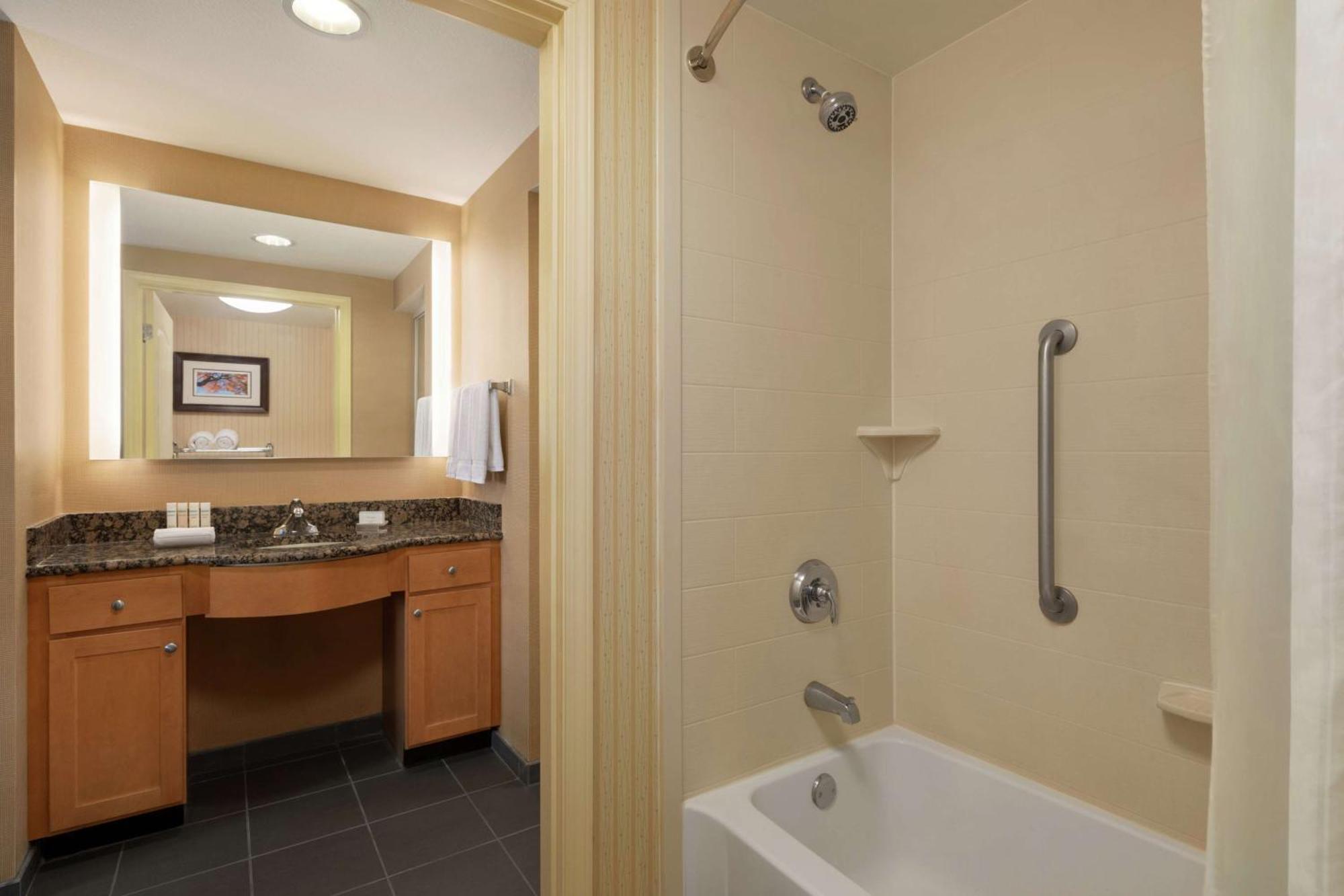 Homewood Suites by Hilton Allentown-West/Fogelsville Buitenkant foto